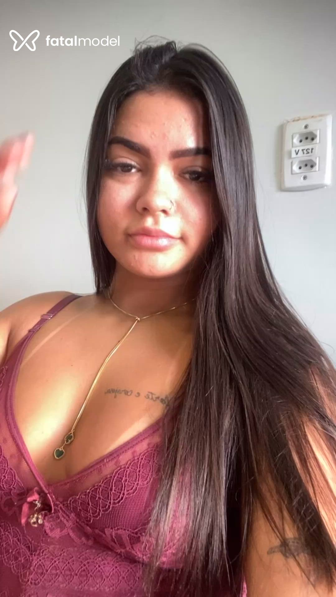 Acompanhante mulher morena (o) de olhos castanhos - Aylla Beatriz