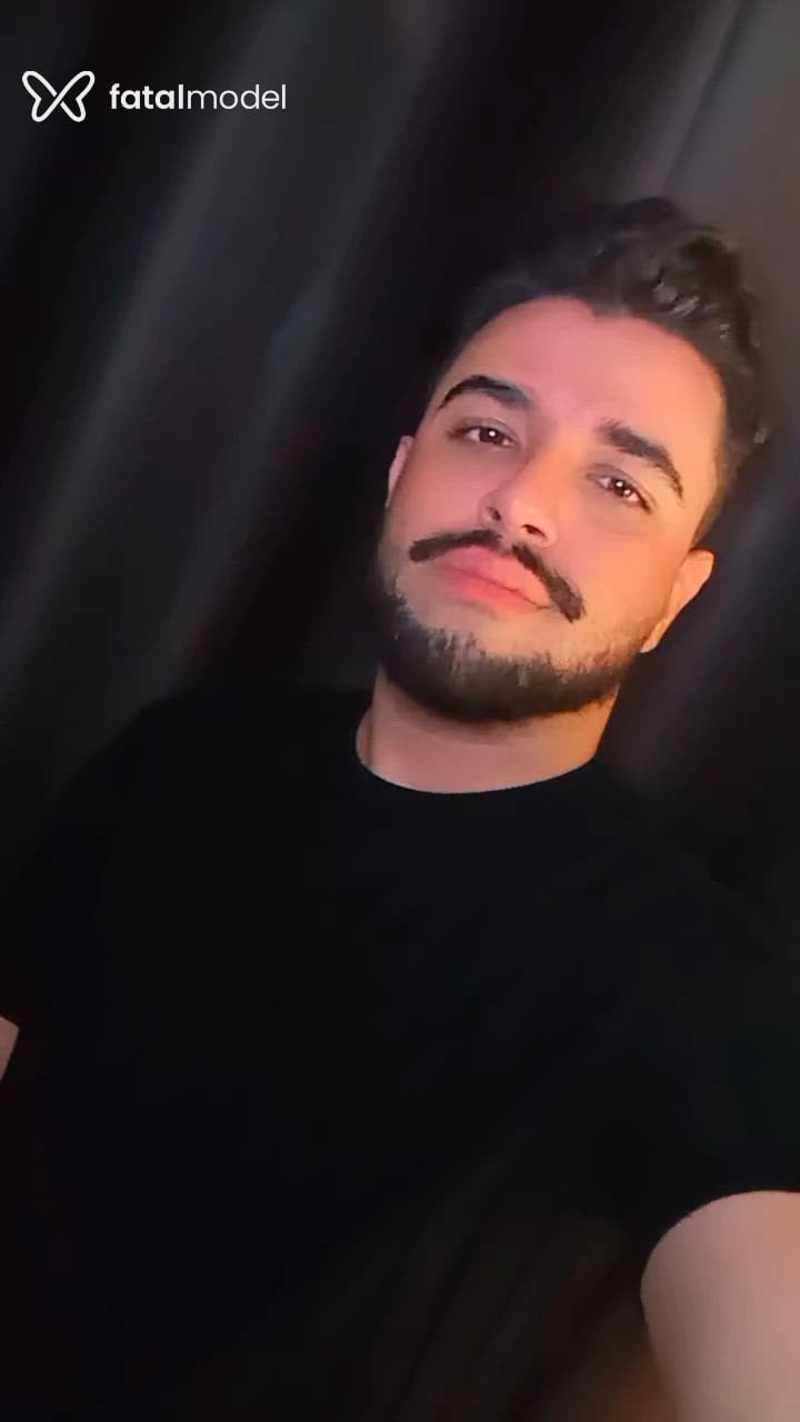 Acompanhante homem morena (o) de olhos castanhos - Davi Moreira Acompanhante homem morena (o) de olhos castanhos - Davi Moreira