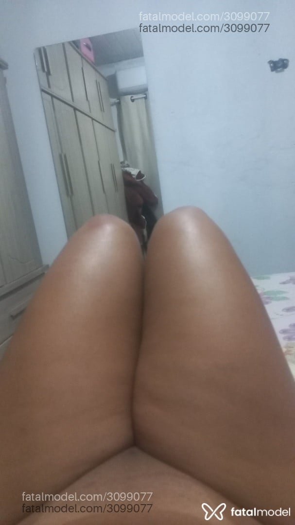 Acompanhante mulher morena (o) de olhos pretos - Gabriellle