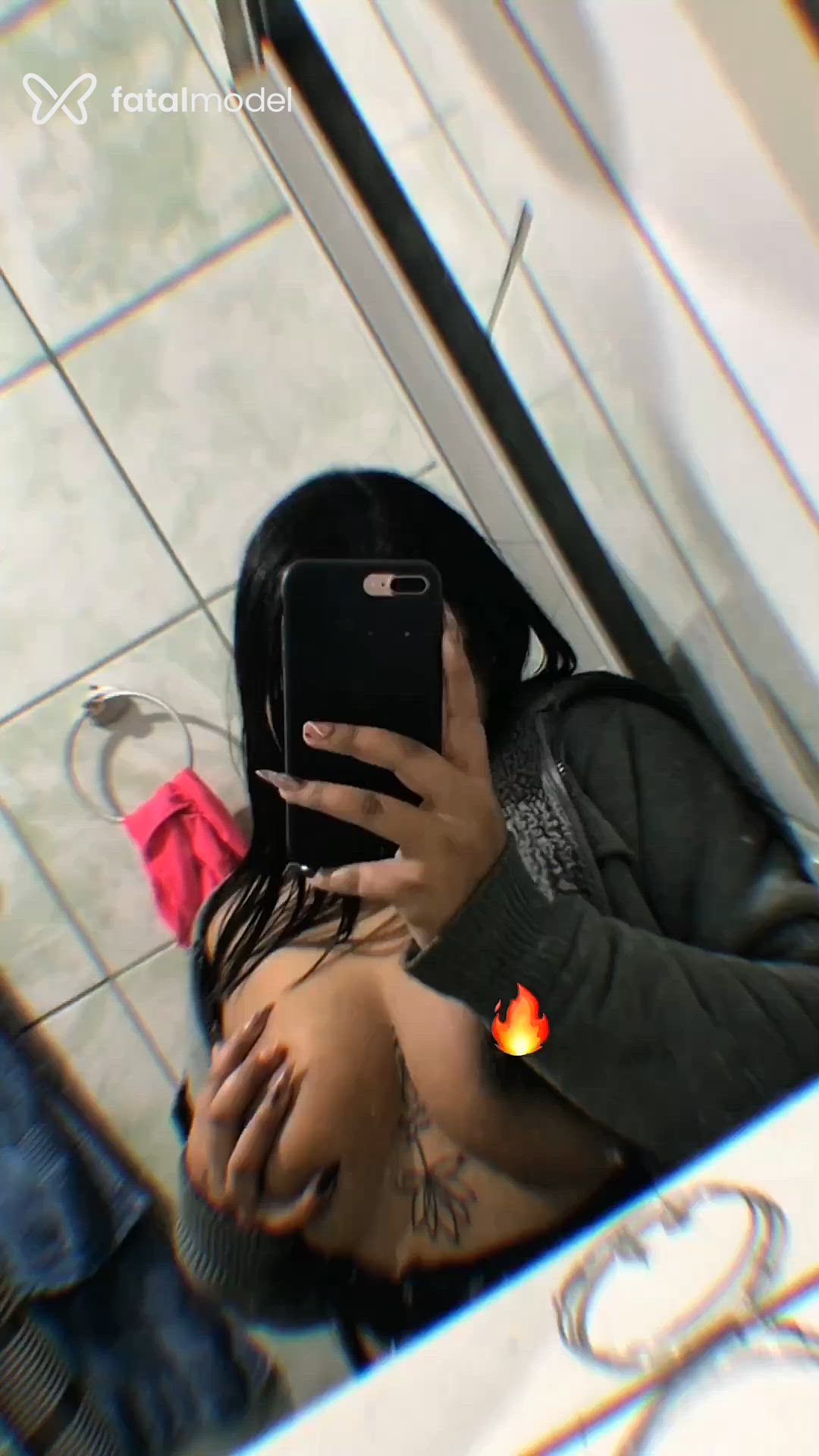 Acompanhante mulher morena (o) de olhos pretos - Vitória Acompanhante mulher morena (o) de olhos pretos - Vitória