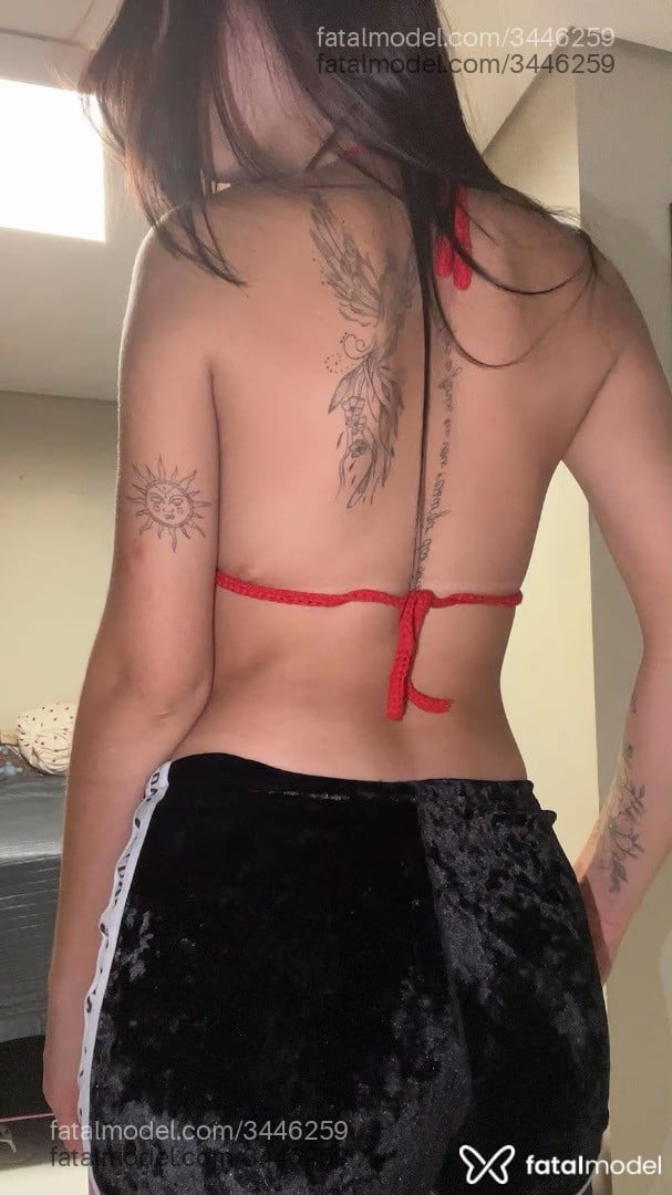 Acompanhante mulher morena (o) de olhos castanhos - Maressa Guedes