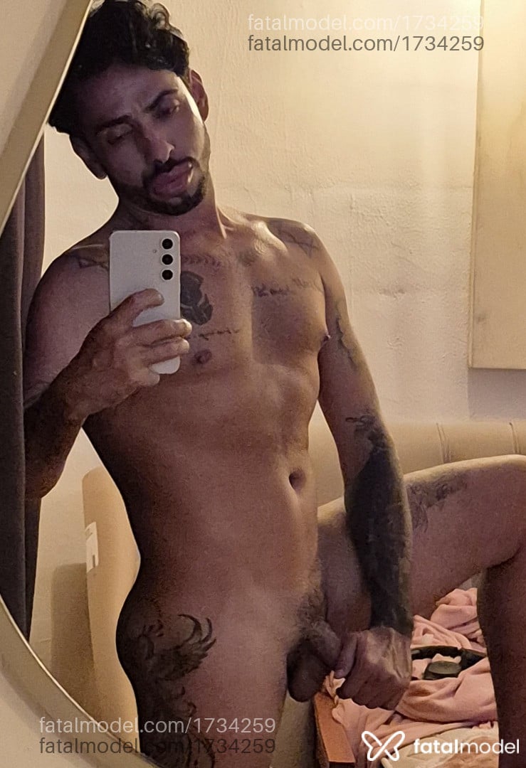 Acompanhante homem morena (o) de olhos pretos - Mohammed