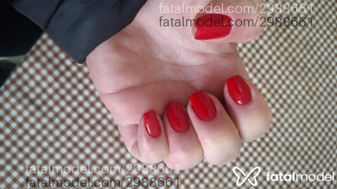 Acompanhante mulher com cabelo castanho de olhos azuis - Allena Acompanhante mulher com cabelo castanho de olhos azuis - Allena
