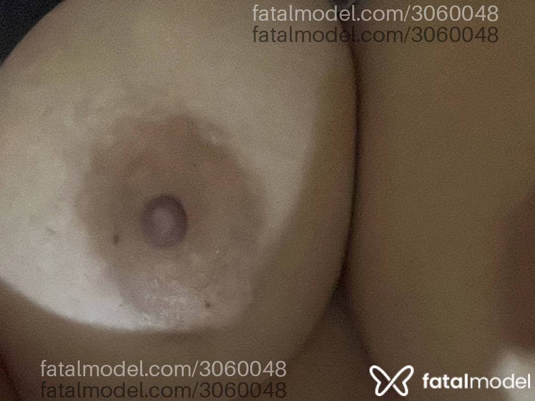 Acompanhante mulher morena (o) de olhos pretos em Virtual Acompanhante mulher morena (o) de olhos pretos em Virtual - Júlia