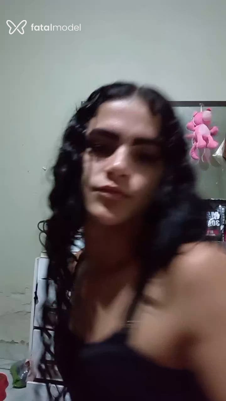 Acompanhante mulher trans morena (o) de olhos castanhos - Joycinha