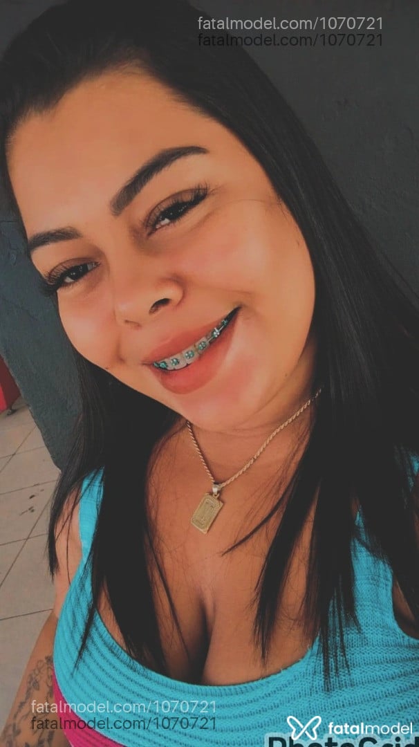 Acompanhante mulher com cabelo castanho de olhos pretos - Letícia Acompanhante mulher com cabelo castanho de olhos pretos - Letícia
