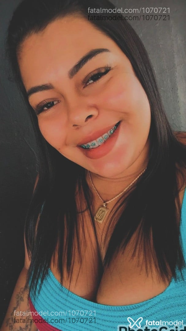 Acompanhante mulher com cabelo castanho de olhos pretos - Letícia Acompanhante mulher com cabelo castanho de olhos pretos - Letícia