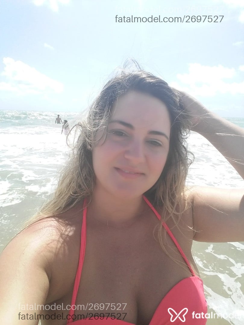 Acompanhante mulher loira (o) de olhos castanhos - Ticiane Acompanhante mulher loira (o) de olhos castanhos - Ticiane