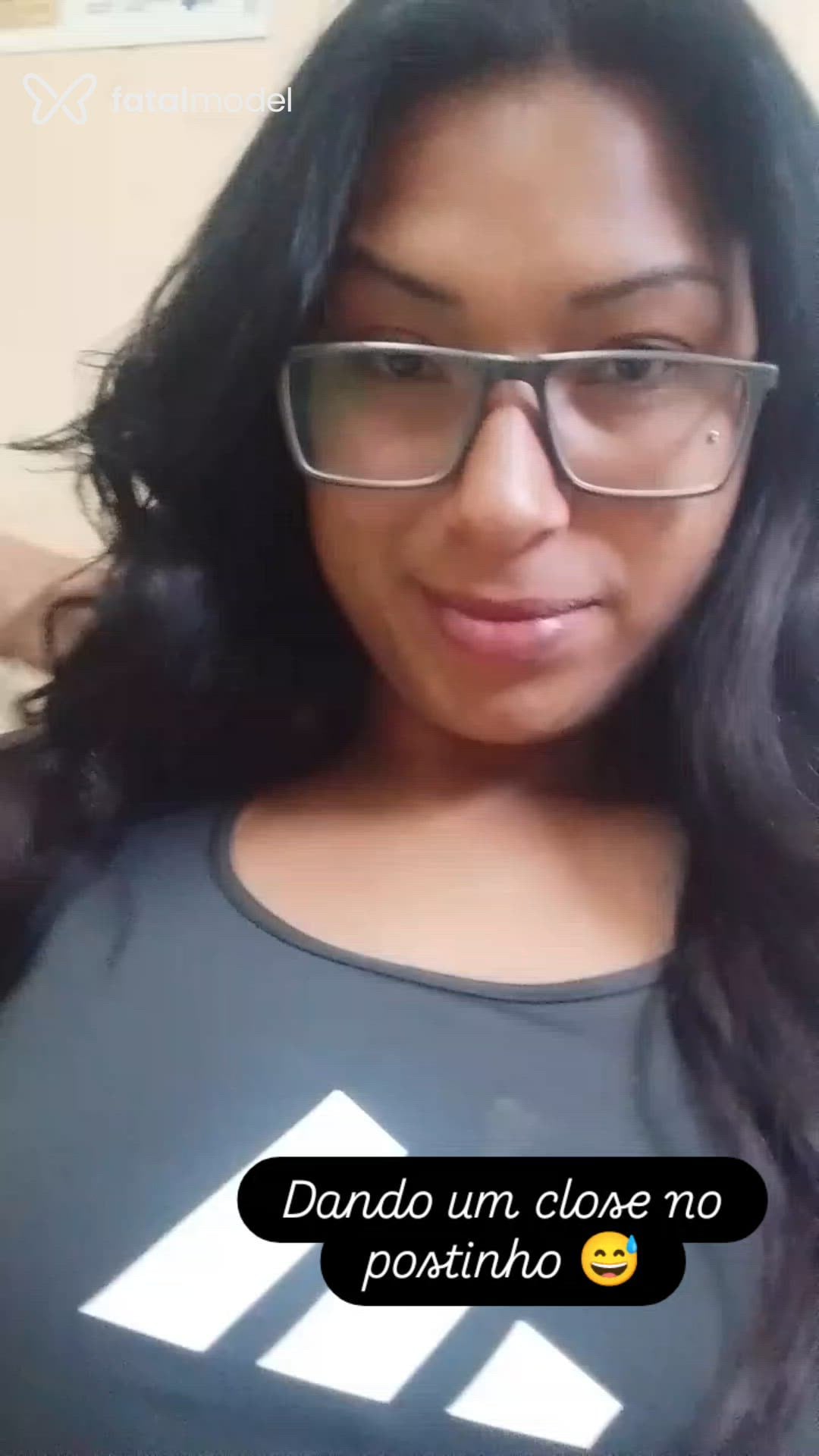 Acompanhante mulher trans morena (o) de olhos castanhos - Jordana Louis