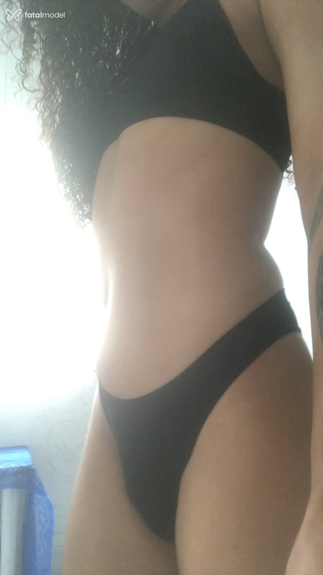 Acompanhante mulher trans morena (o) de olhos castanhos - Bella Acompanhante mulher trans morena (o) de olhos castanhos - Bella