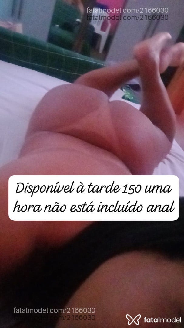 Acompanhante mulher morena (o) de olhos pretos - Orquídea