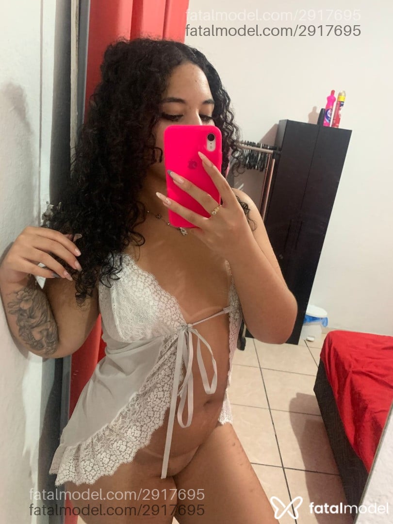 Acompanhante mulher morena (o) de olhos castanhos - Eloisa Santino Acompanhante mulher morena (o) de olhos castanhos - Eloisa Santino