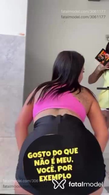 Acompanhante mulher morena (o) de olhos castanhos - Lara Albuquerque Acompanhante mulher morena (o) de olhos castanhos - Lara Albuquerque