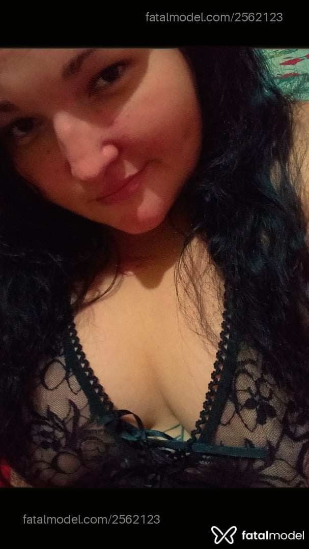 Acompanhante mulher morena (o) de olhos castanhos - Laura Martins