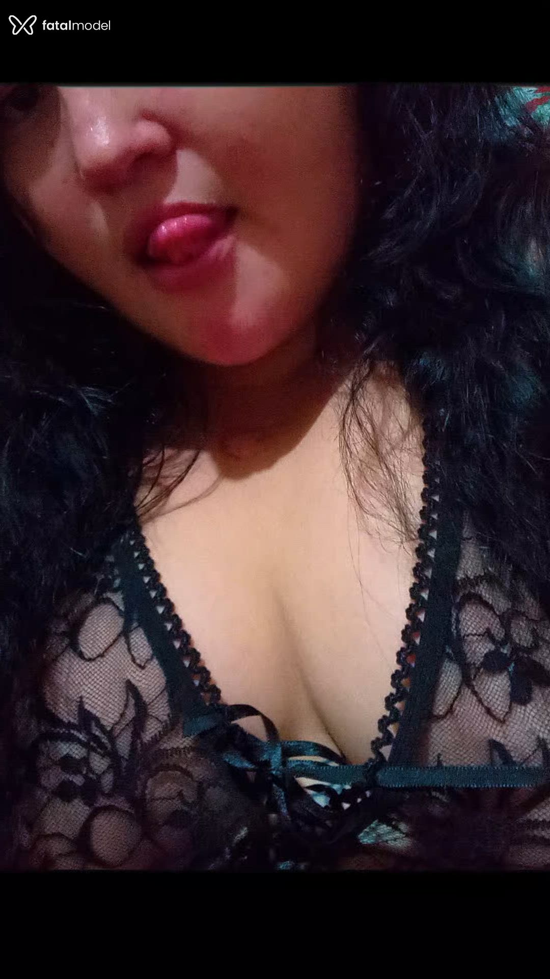 Acompanhante mulher morena (o) de olhos castanhos - Laura Martins