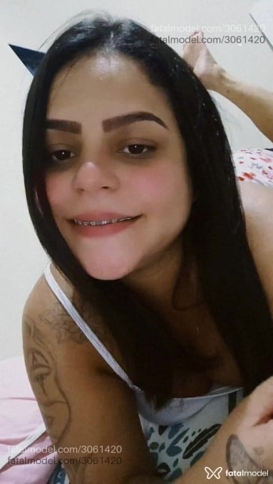 Acompanhante mulher com cabelo castanho de olhos castanhos em Ribeirão Cascalheira - Bruna