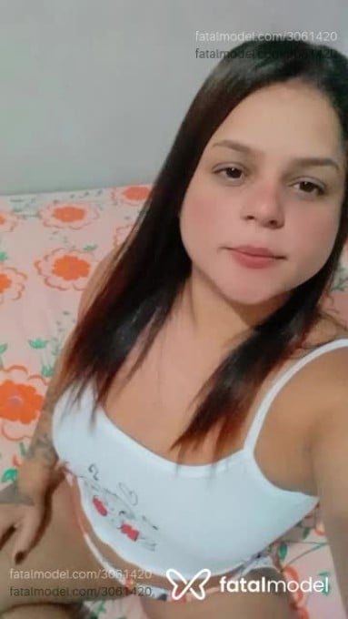 Acompanhante mulher com cabelo castanho de olhos castanhos em Ribeirão Cascalheira - Bruna