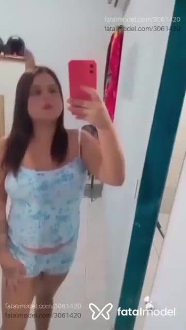 Acompanhante mulher com cabelo castanho de olhos castanhos em Ribeirão Cascalheira - Bruna
