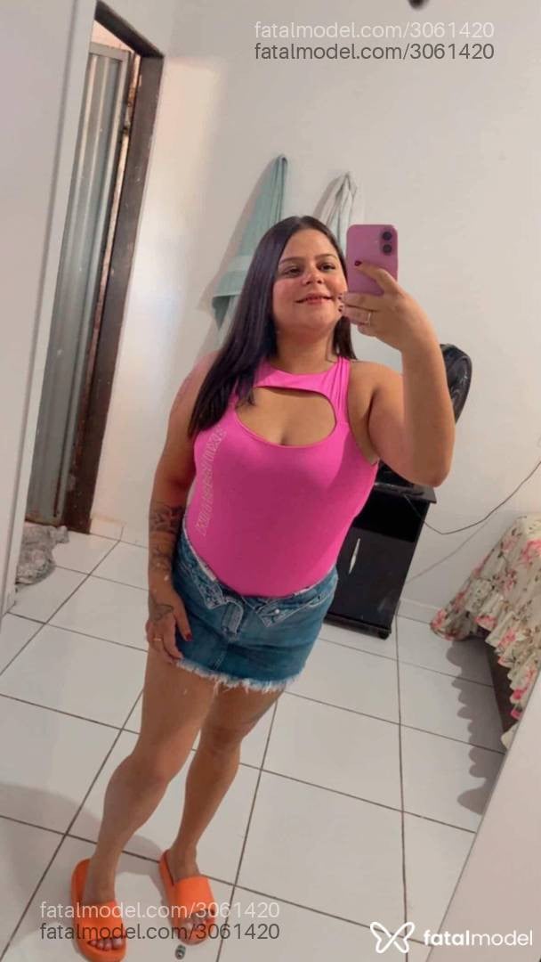 Acompanhante mulher com cabelo castanho de olhos castanhos em Ribeirão Cascalheira - Bruna