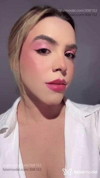 Acompanhante mulher trans loira (o) de olhos castanhos em Porto Alegre - RAYSSA