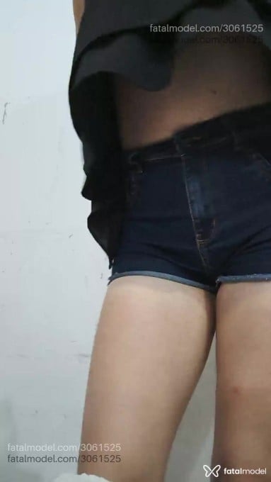 Acompanhante mulher ruiva (o) de olhos verdes em Virtual - Camila Hotwife