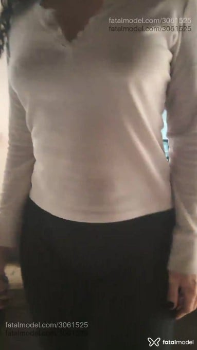 Acompanhante mulher ruiva (o) de olhos verdes - Camila Hotwife