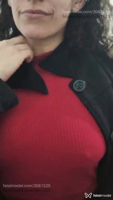 Acompanhante mulher ruiva (o) de olhos verdes - Camila Hotwife