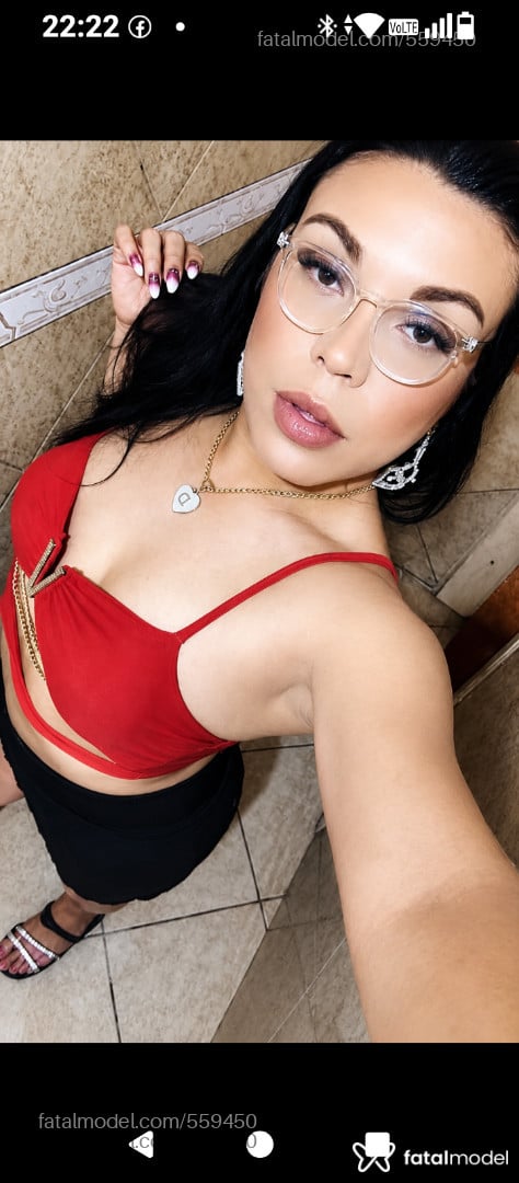 Acompanhante travesti morena (o) de olhos castanhos - Deise
