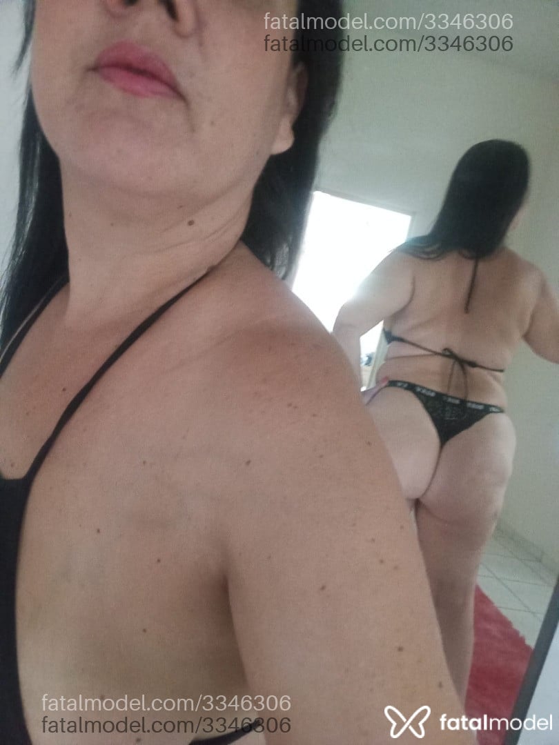 Acompanhante mulher morena (o) de olhos pretos - Pamela Garcia