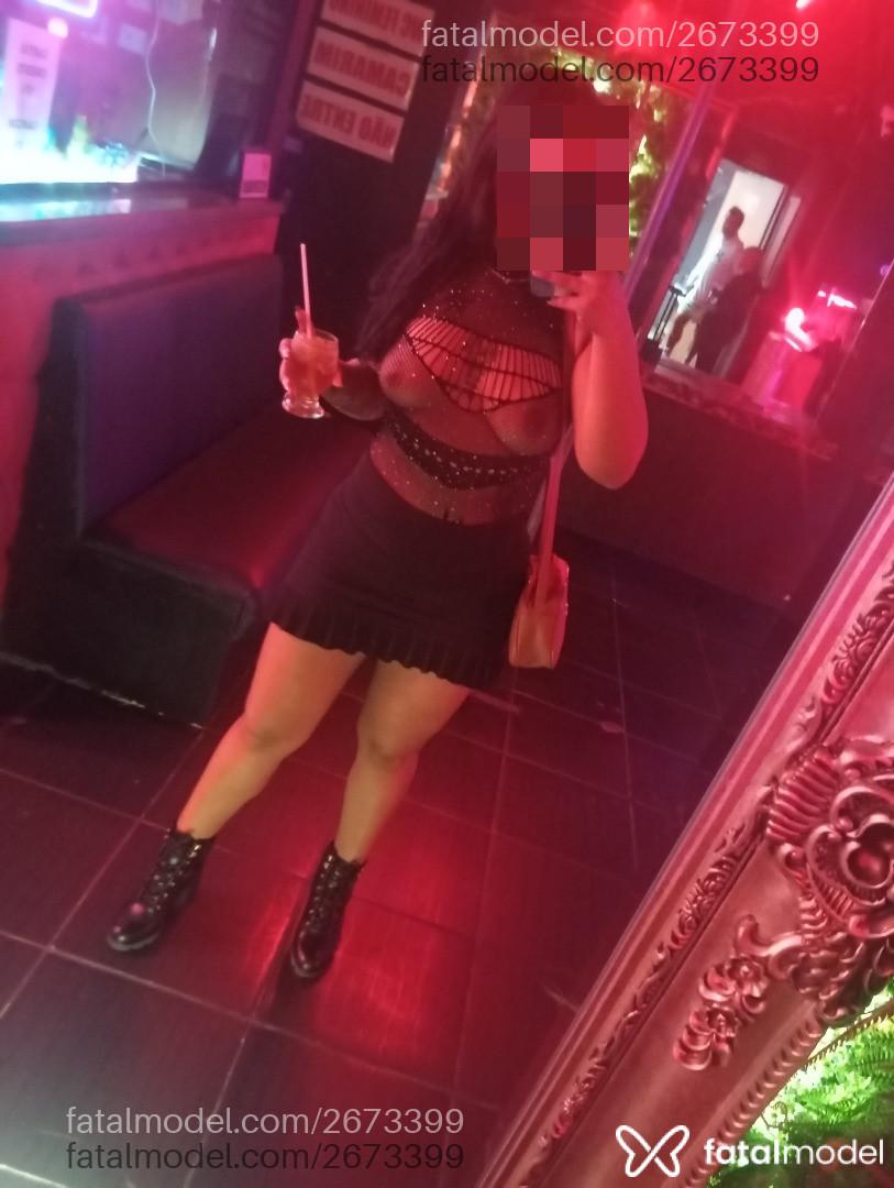 Acompanhante mulher morena (o) de olhos castanhos - Larissa Acompanhante mulher morena (o) de olhos castanhos - Larissa