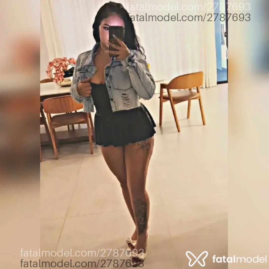 Acompanhante mulher morena (o) de olhos castanhos - Mirela