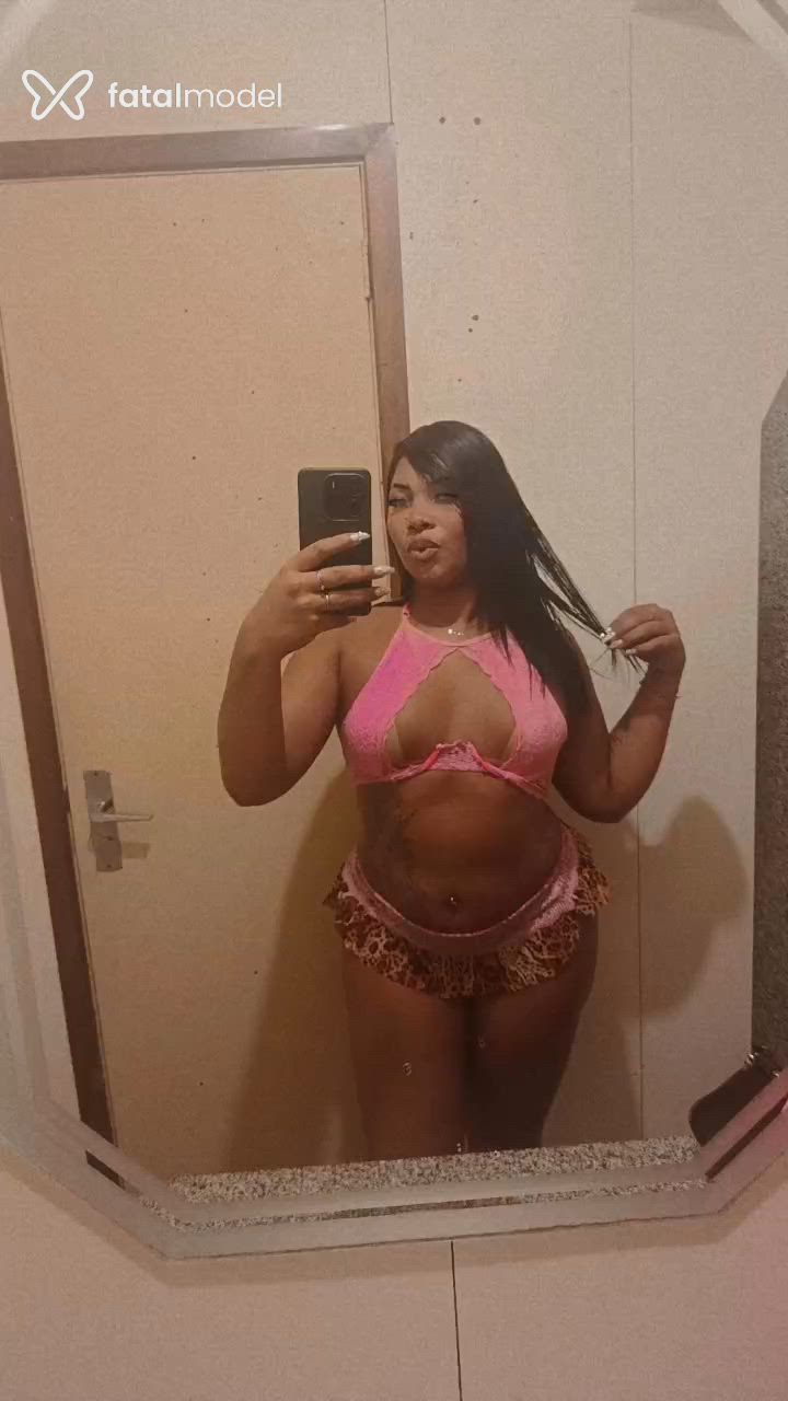 Acompanhante mulher trans morena (o) de olhos pretos - Marcela Acompanhante mulher trans morena (o) de olhos pretos - Marcela