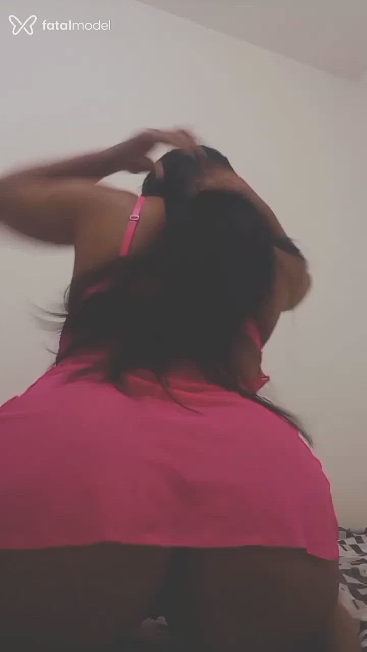 Acompanhante mulher morena (o) de olhos pretos - Miaah Moraes Acompanhante mulher morena (o) de olhos pretos - Miaah Moraes