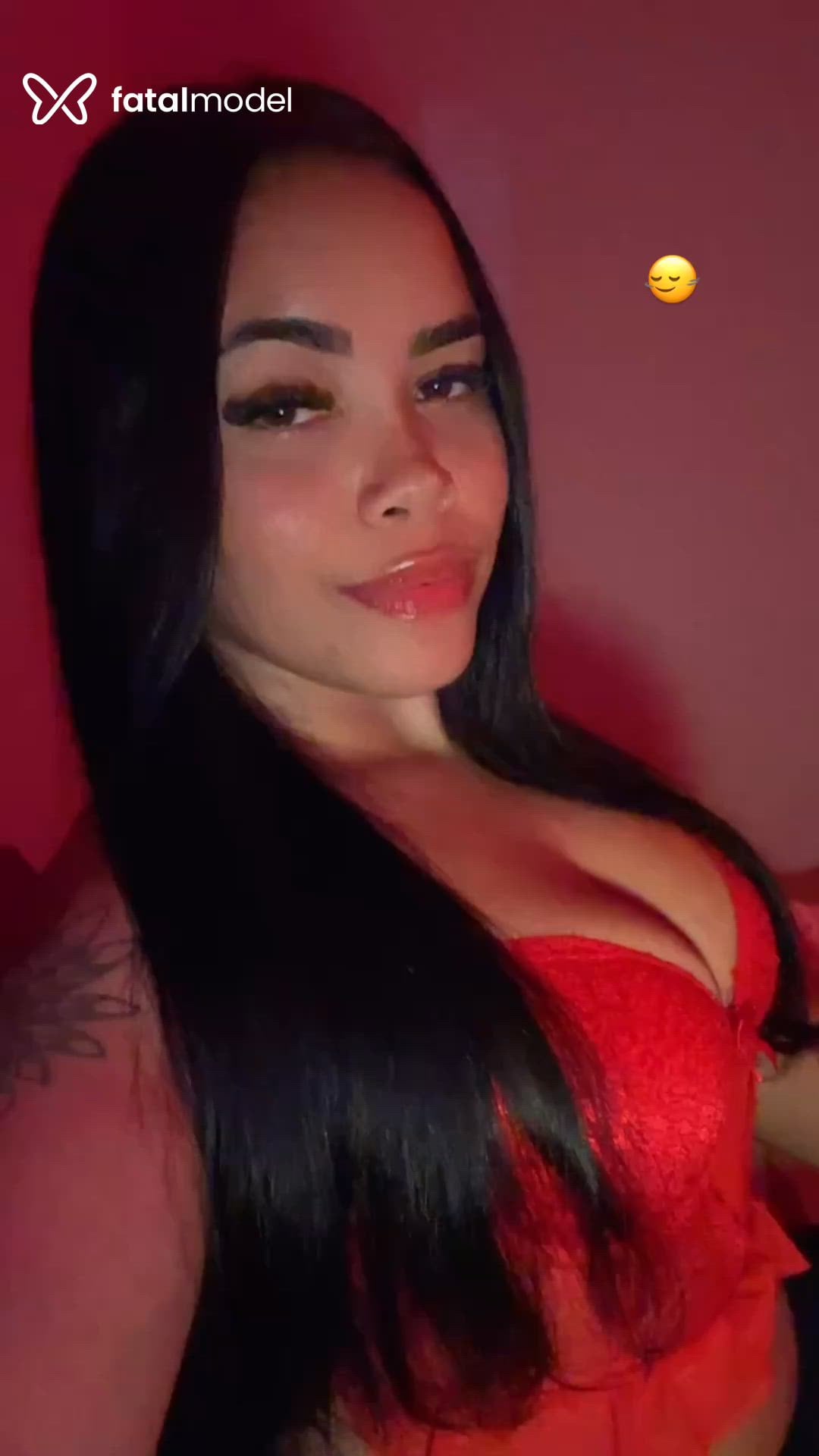 Acompanhante mulher morena (o) de olhos castanhos - Luna