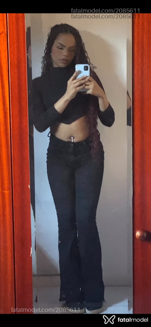 Acompanhante mulher trans morena (o) de olhos castanhos - Moreninhaquente Acompanhante mulher trans morena (o) de olhos castanhos - Moreninhaquente