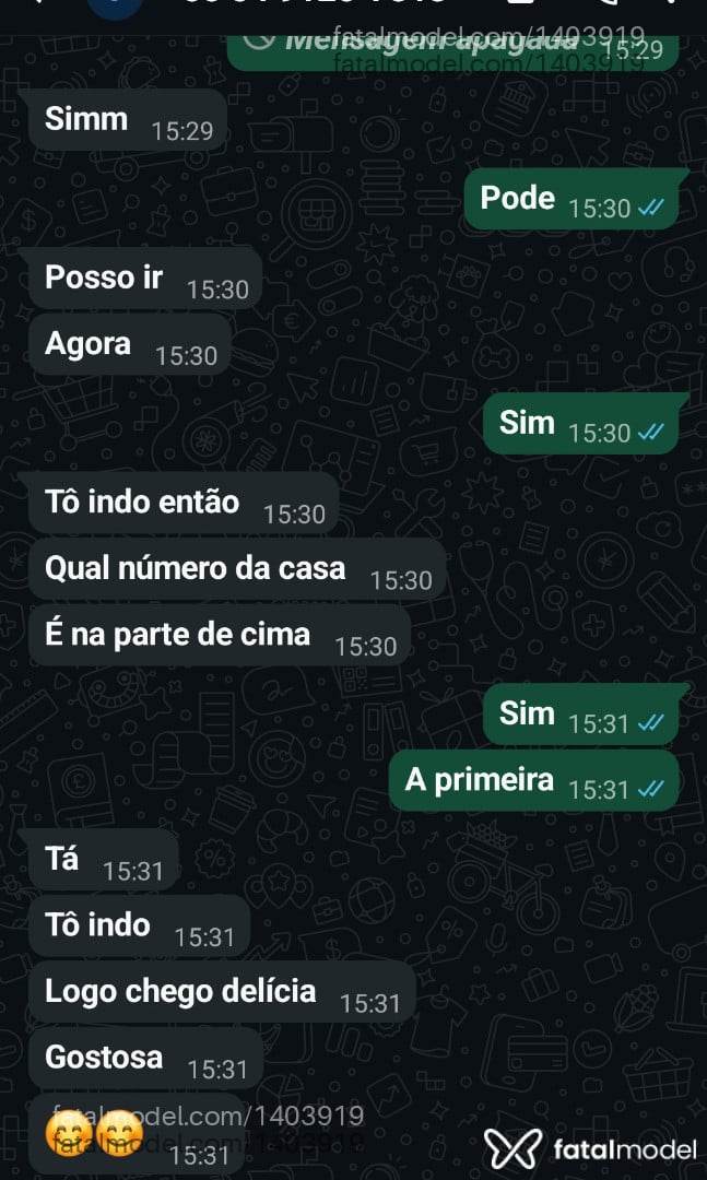 Acompanhante mulher loira (o) de olhos azuis - Melissa Medeiros
