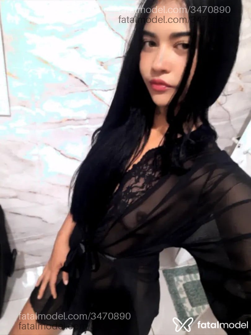 Acompanhante mulher morena (o) de olhos castanhos - Yasmin