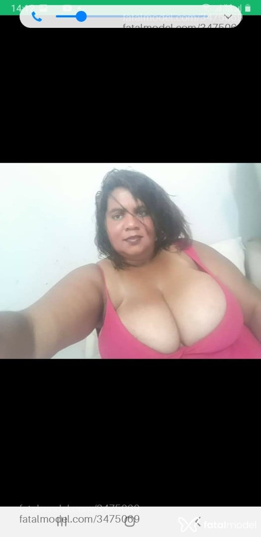 Acompanhante mulher com cabelo castanho de olhos pretos - Bebel
