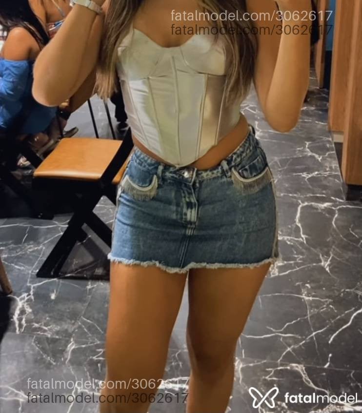 Acompanhante mulher com cabelo castanho de olhos castanhos - Emanuely