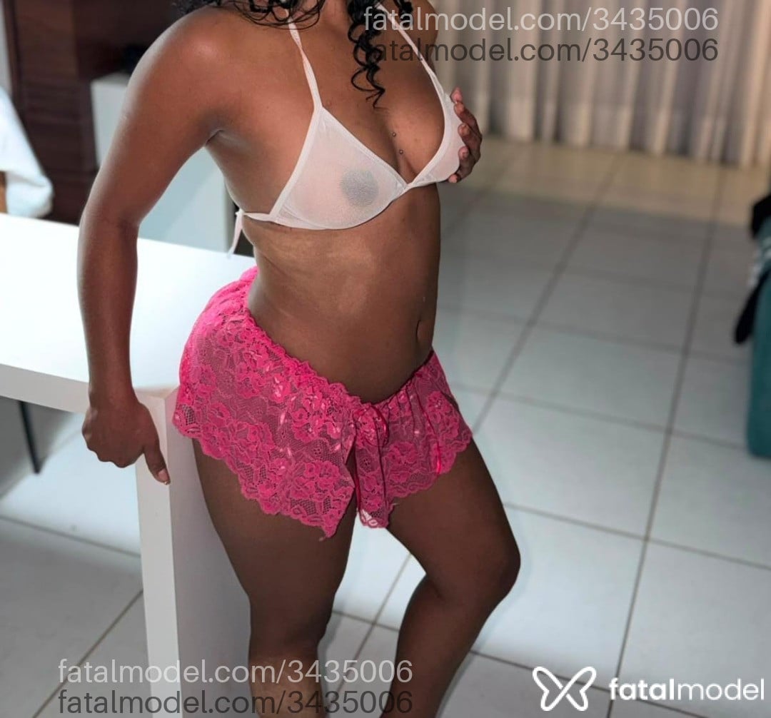 Acompanhante mulher morena (o) de olhos pretos - Ana Maria Acompanhante mulher morena (o) de olhos pretos - Ana Maria