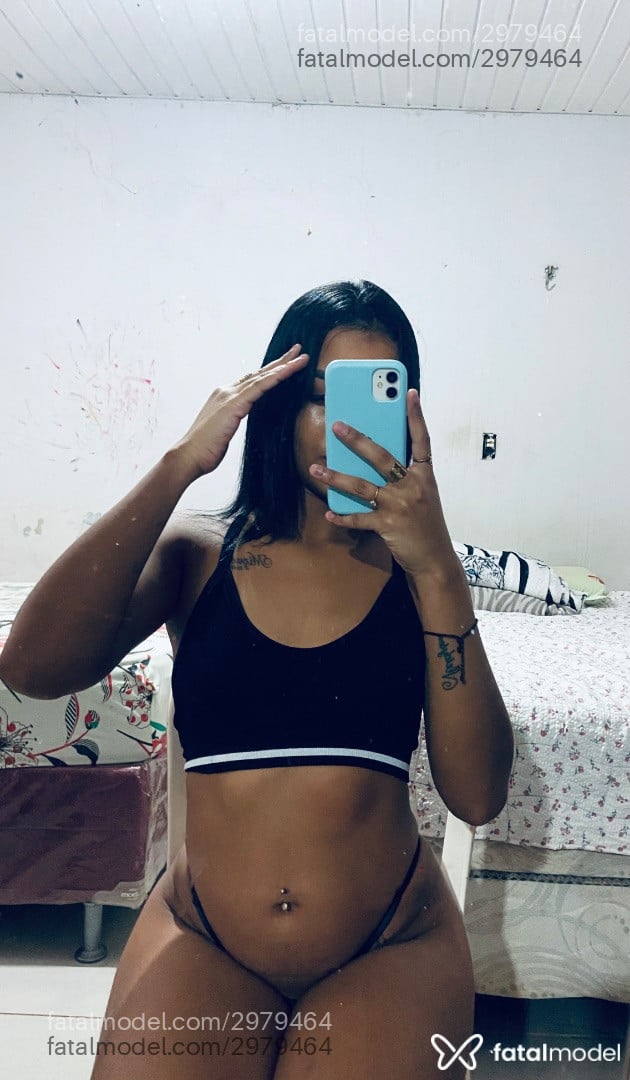 Acompanhante mulher morena (o) de olhos pretos - Siilvaa Acompanhante mulher morena (o) de olhos pretos - Siilvaa