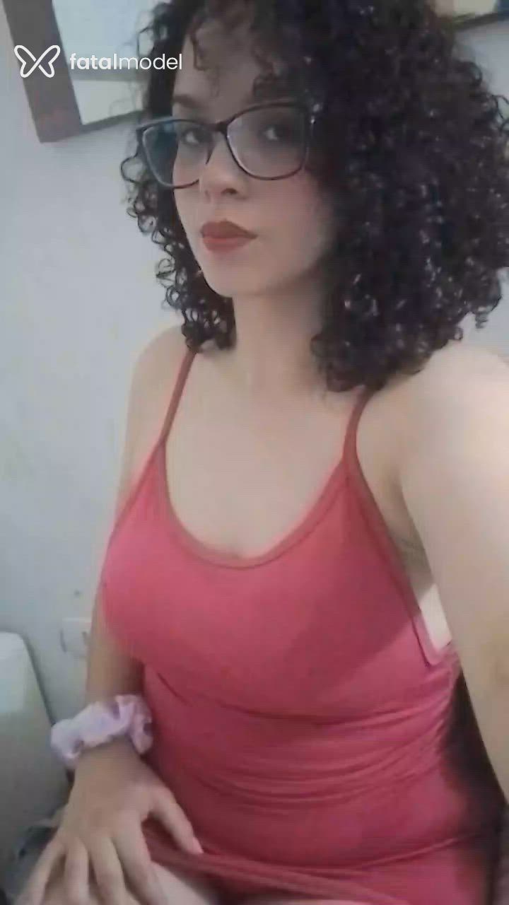 Acompanhante mulher com cabelo castanho de olhos castanhos - Beatriz