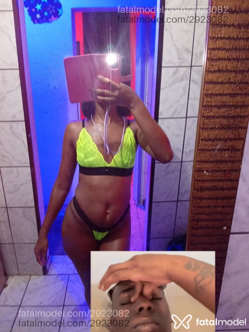 Acompanhante mulher morena (o) de olhos castanhos - Anjel