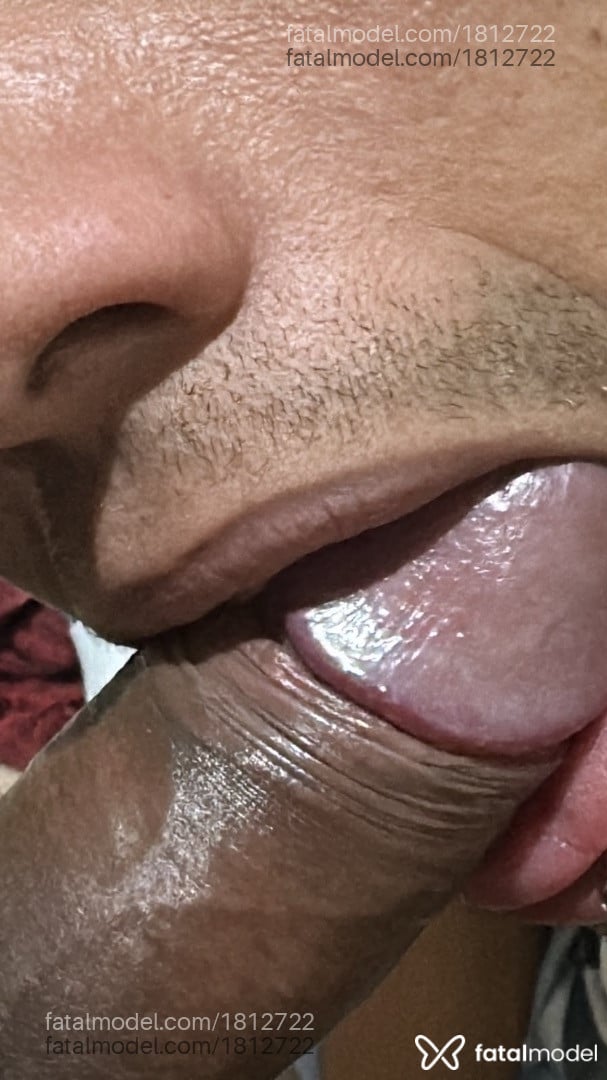 Acompanhante homem morena (o) de olhos pretos - Lorenzo