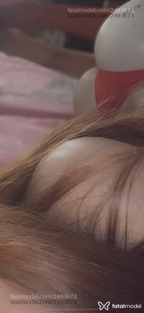 Acompanhante mulher trans morena (o) de olhos pretos - Zaya Melisanovinha