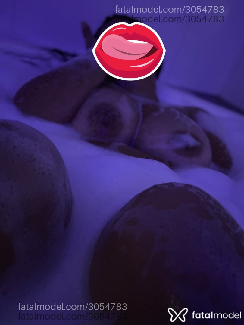 Acompanhante mulher morena (o) de olhos pretos - Safadagostosa