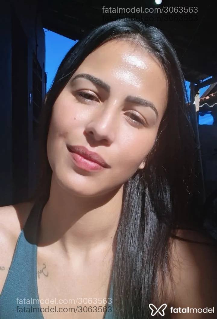Acompanhante mulher morena (o) de olhos castanhos em São José do Rio Preto - Barbara
