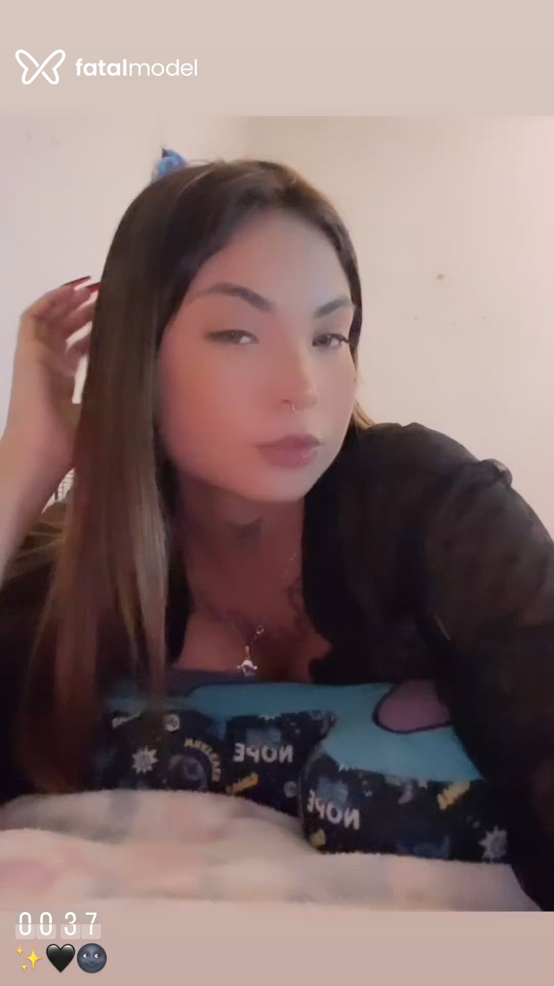 Acompanhante mulher morena (o) de olhos mel - Livia