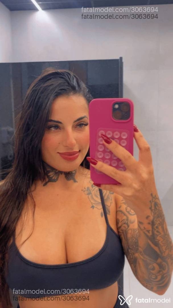 Acompanhante mulher morena (o) de olhos castanhos em Florianópolis - Malu Hoffmman
