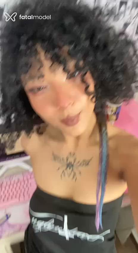 Acompanhante mulher morena (o) de olhos castanhos - Joaninha Paiacita